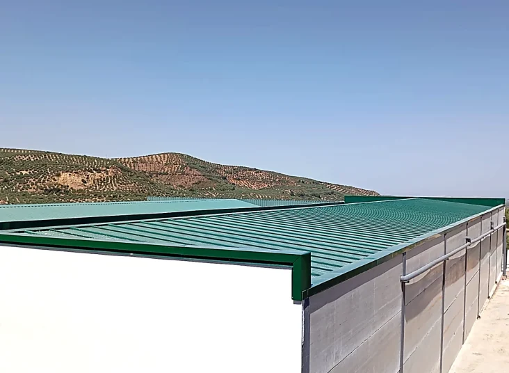 nave-industrial-02-fachada-lateral-cubierta-metalica