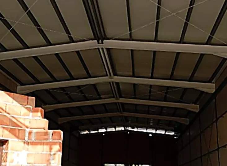 nave-industrial-05-interior-obra-tabiques-ladrillo